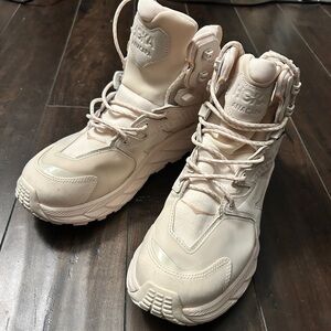 HOKA Women's Anacapa Mid GTX Gore-Tex Hiking Shoes Boots Size 9B Sand /Eggnog